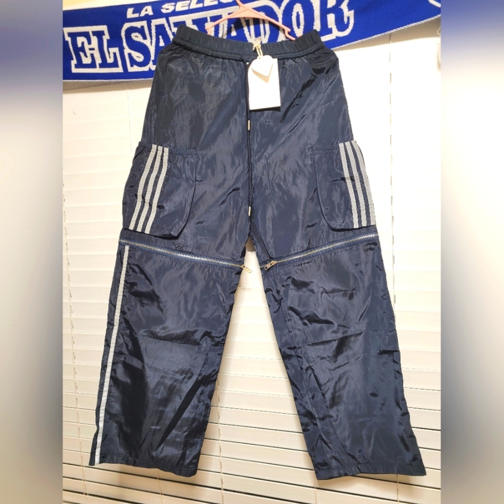 NWT Unisex Aeldric Eden Pants